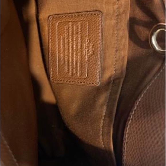 Coach handbags for any gathering! - Picture 4 of 6